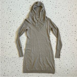 💘 ATHLETA - SWEATER DRESS W/HOOD & THUMB HOLES